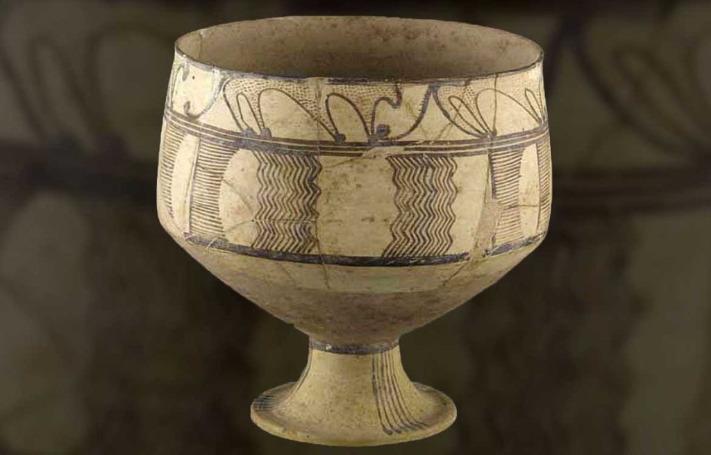 آنتیک چیست و چگونه اشیای آنتیک اصل را از تقلبی تشخیص دهیم؟