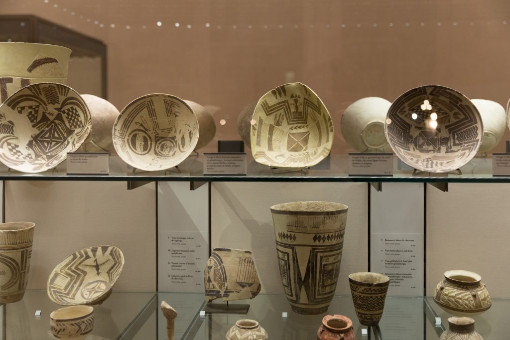 آنتیک چیست و چگونه اشیای آنتیک اصل را از تقلبی تشخیص دهیم؟