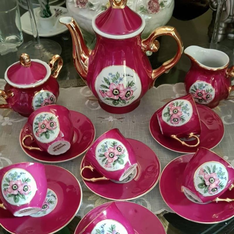 بهترین خریدار وسایل قهوهخوری آنتیک کیست و این لوازم قدیمی چقدر ارزش دارند؟