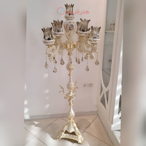 چگونه بهترین خریدار آباژور برنجی قدیمی را پیدا کنیم و بالاترین قیمت را بگیریم؟