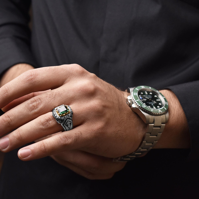 بهترین خریدار مجموعه انگشتر و ساعت های مچی عتیقه کیست و چطور بالاترین قیمت را بگیریم؟